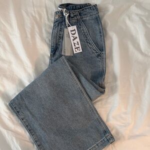 Women’s Daze Denim Mid-Blue Wide Leg Jeans.  The Kickback Later
